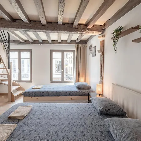 Tempel Cathedral In The Heart Of Apartment *