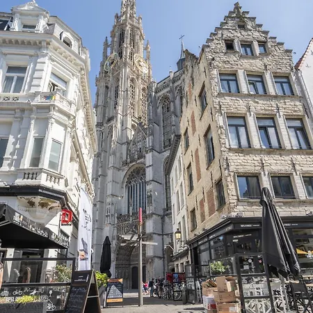 Tempel Cathedral In The Heart Of Apartment Antwerp